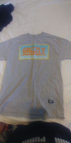 Grizzly t shirt sz large new