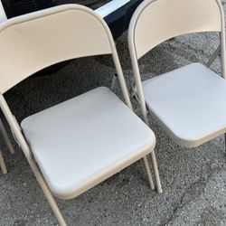 Folding Chairs 