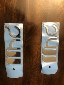 Official DUB magazine decals for your car or truck. 24’ inch rims side decals new never used. Sold only at DuB shows 2004-05. Collector item or use