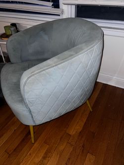 Accent chair 1
