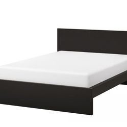 IKEA King Size Bed Frame With drawers And Mattress