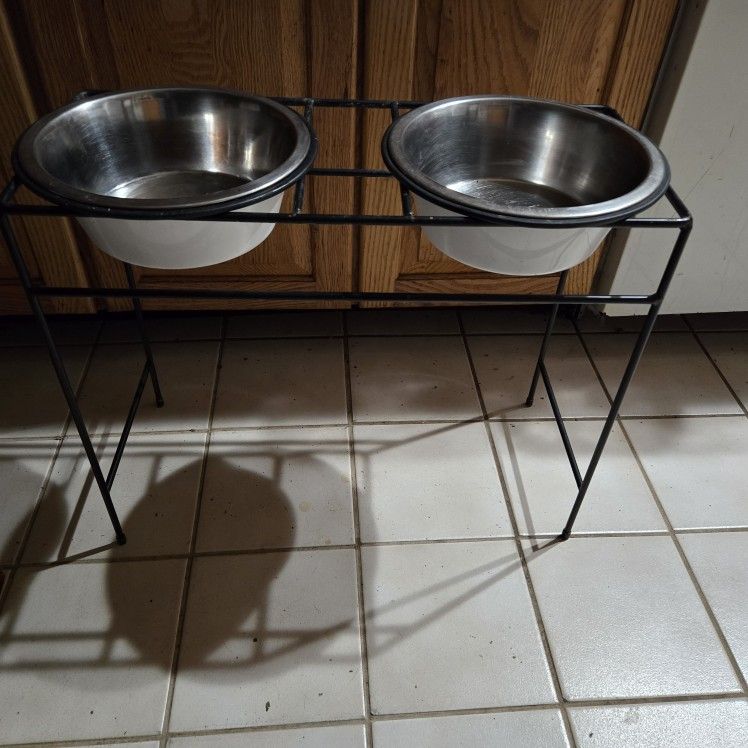 LARGE Wrought Iron DOG BOWLS AND STAND 18" TALL