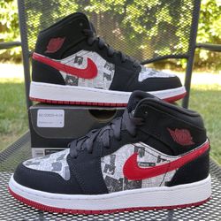 jordan 1 mid gs size 4y