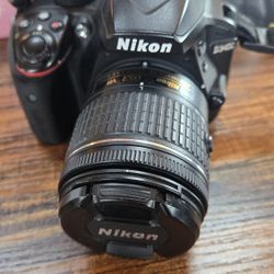 Nikon D3500 Camera With Battery 