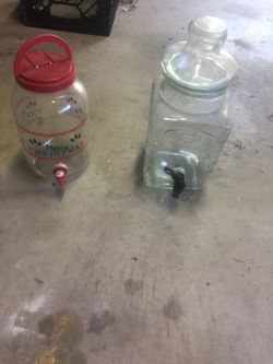 Glass jar with Fosset for juice