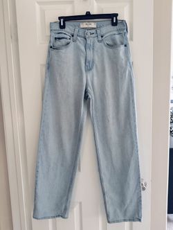 Hollister Men’s Baggy Jeans 