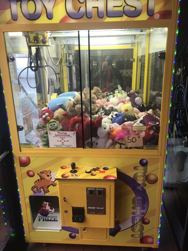 Claw Machine for Sale in Los Angeles, CA - OfferUp