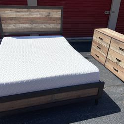 Queen Size Bed For Sale 