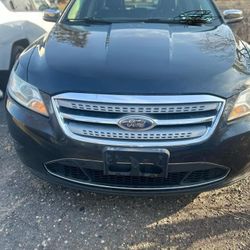 2010 Ford Taurus