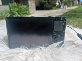 Sony Cyber-shot DSC- RX100, Black