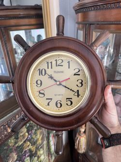 🕰️ Nautical Ship Wheel Wall Clock – Classic Wood Finish