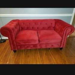 Love Seat 