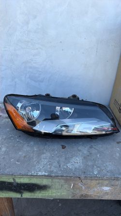 Vw passat headlight