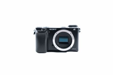 Sony A6000 apsc digital mirrorless camera