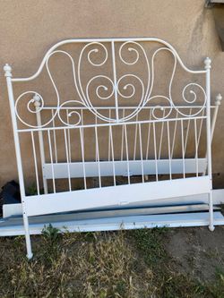 Metal bed post (full size)