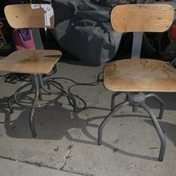 Singer Chairs