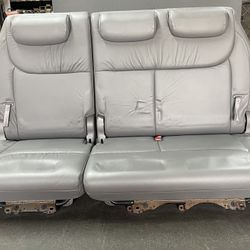 2004 Toyota Sienna Seats