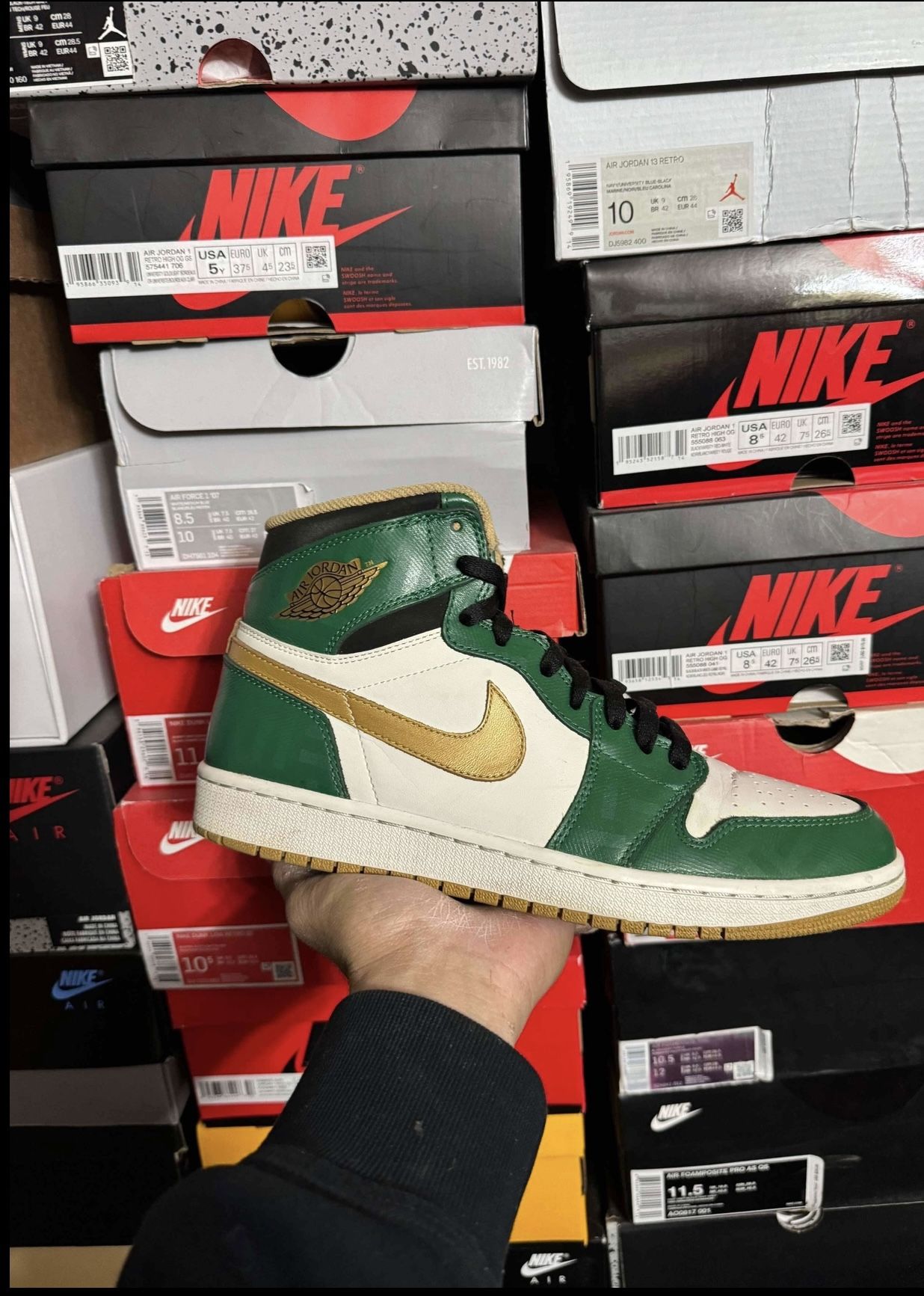 Jordan Celtic 1s size 10 USED But Clean