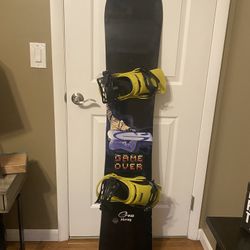 2024 GNU Snowboard W/bindings
