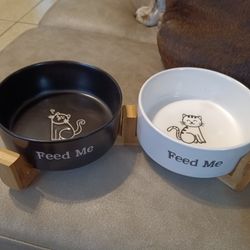 Cat Bowls Stoneware With Holder New Stand Wood