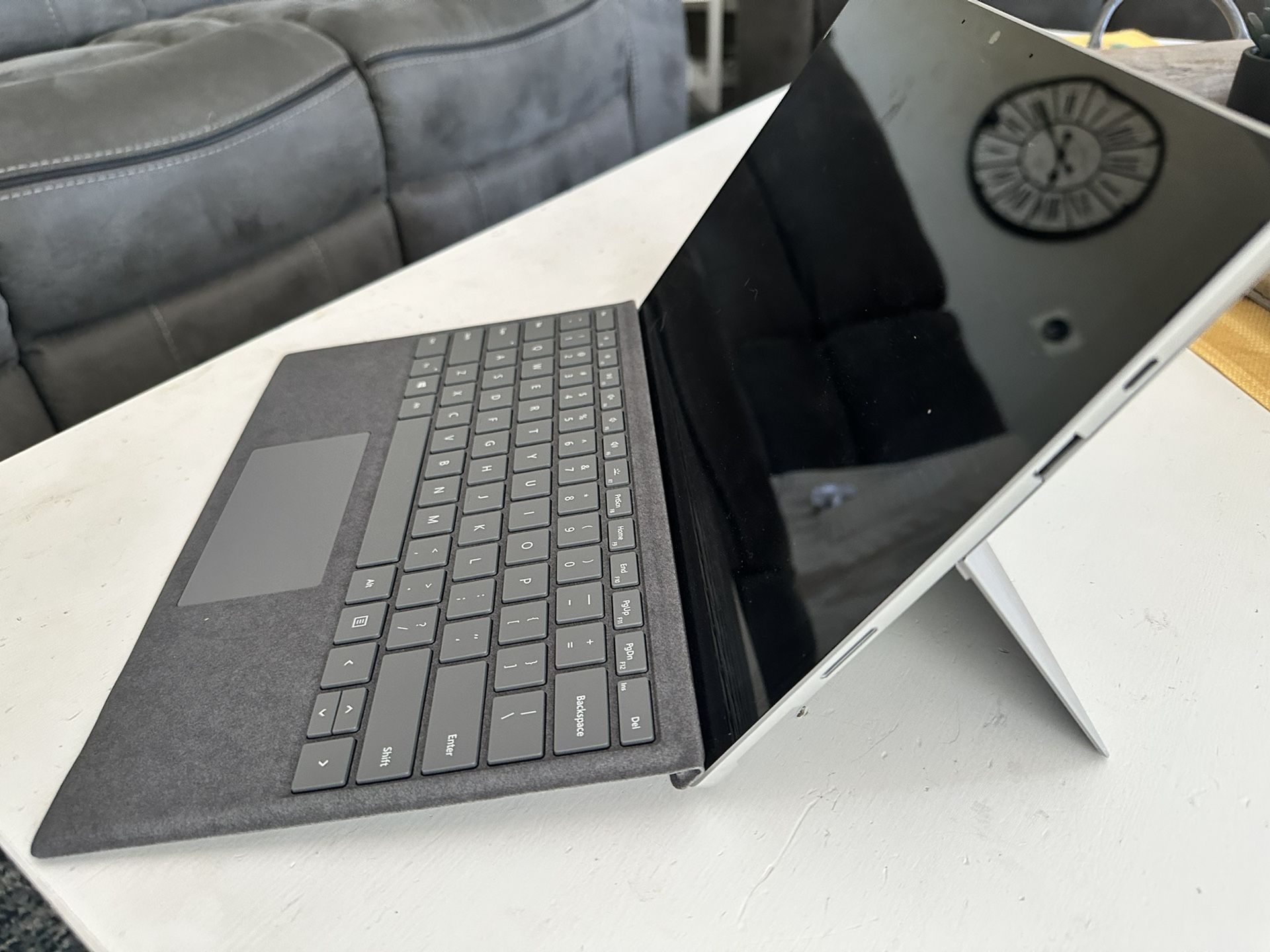 Surface Pro 7