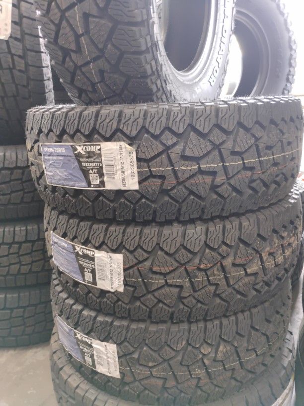 New Set Of Tires 235 75 15 St 