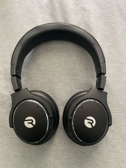 Raycon Everyday Bluetooth headphones