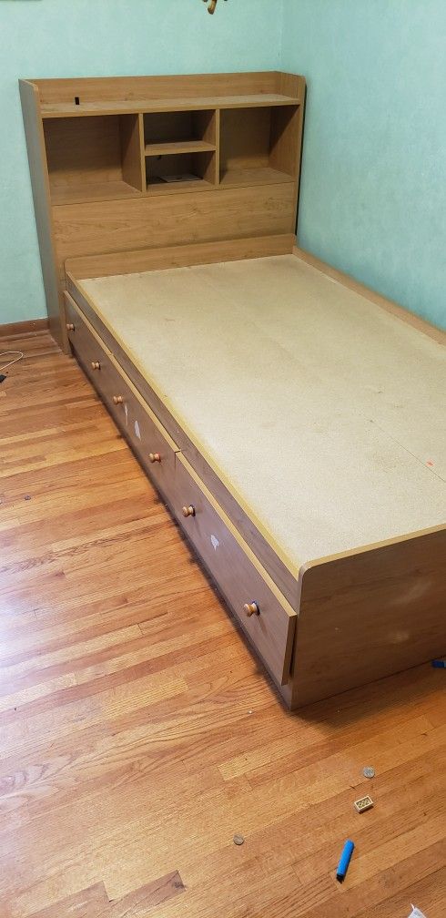 FREE 2 KIDS BED FRAMES FOR TWIN MATTRESS