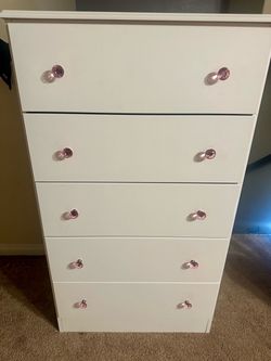 White 5-Drawer Dresser with Pink Crystal Knobs