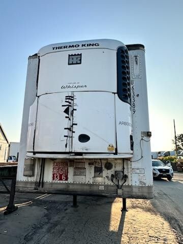 53' Working Reefer Mounted Set On Two Axel Chassis.