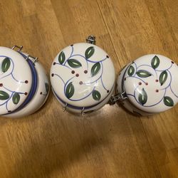 4 Flower Patterned Containers