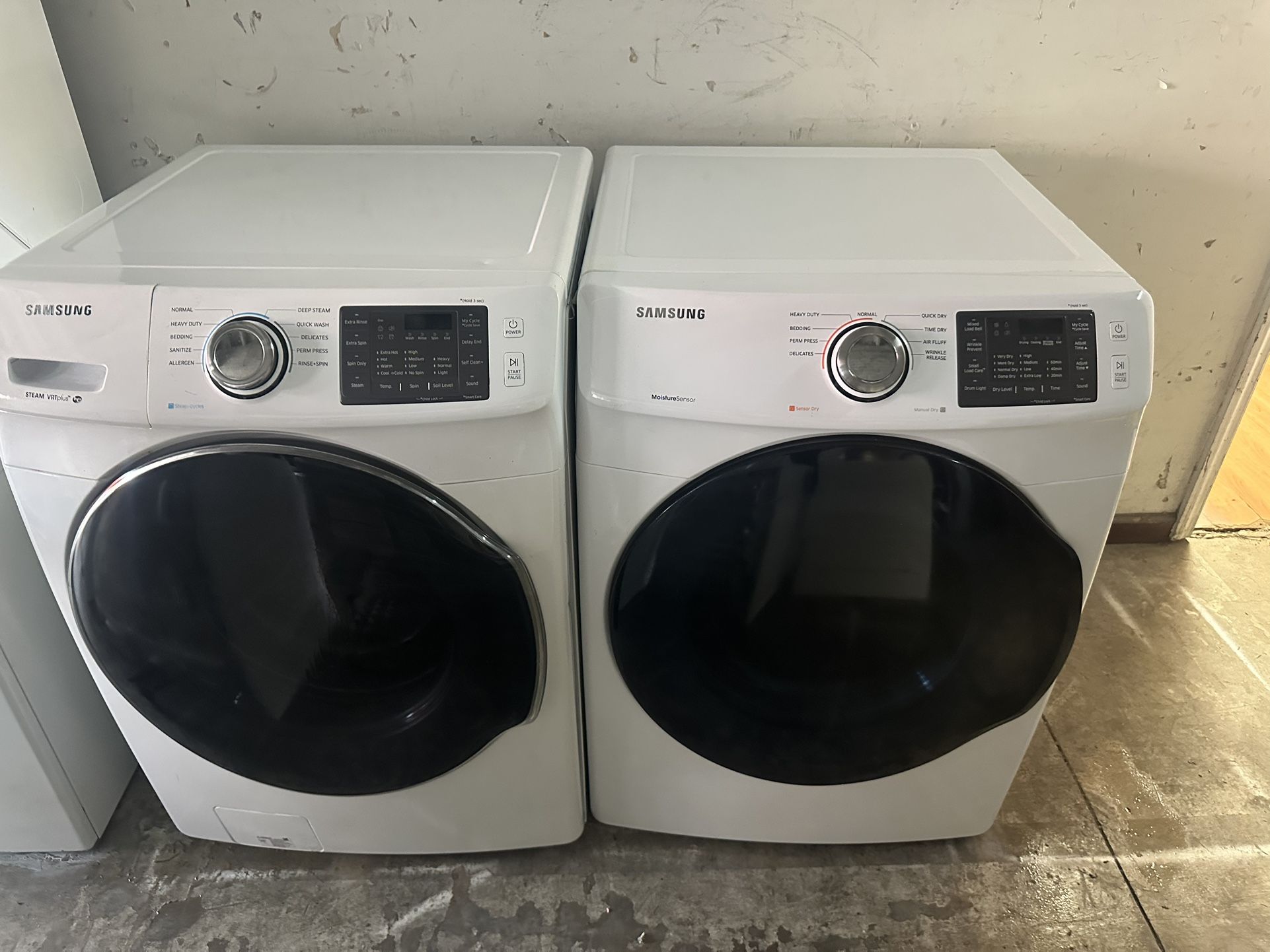 Washer & Dryer Set