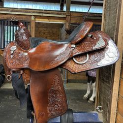 Circle Y Western Saddle