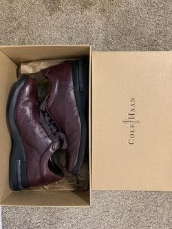 Men’s Burgundy Ostrich Print Cole Haan Air Conner (Nike) size 8