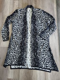 WOMENS CHICOS 3/4  ANIMAL PRINT SWEATER