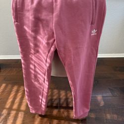 ADIDAS ESSENTIAL PANT! NEW!