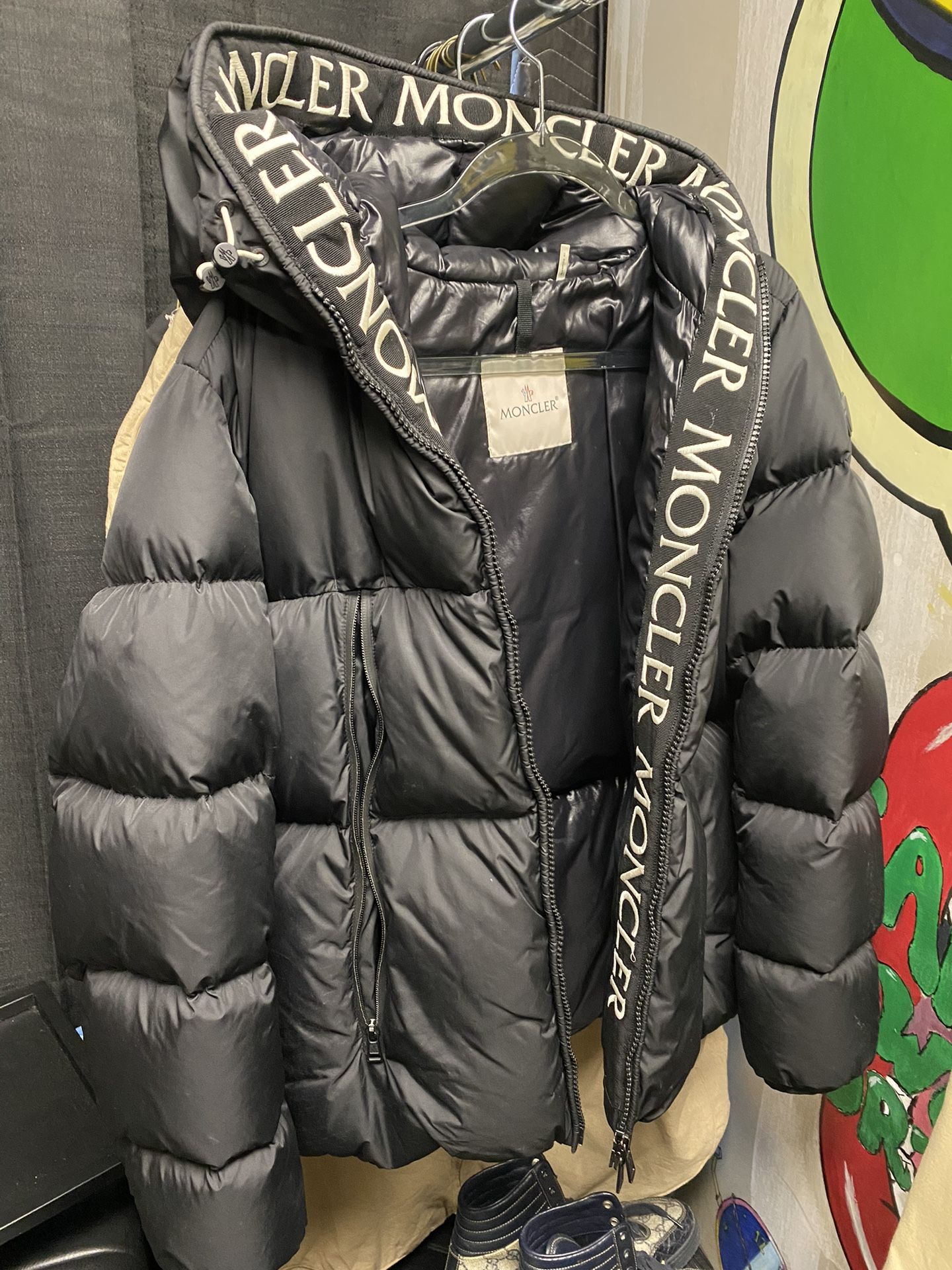 Moncler Montcla Short Down - Size 3/L