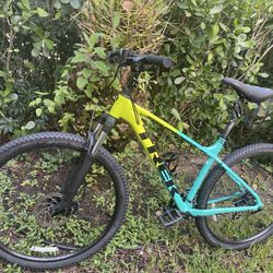 Trek marlin cheap 5 seat upgrades