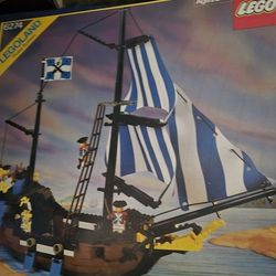1989 LEGO Pirates: Caribbean Clipper (6274) (new&sealed)