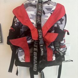 Senate Brand Skateboard/Snowboard Backpack