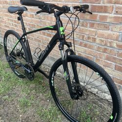 Giant Roam 3 Gravel  Bike 