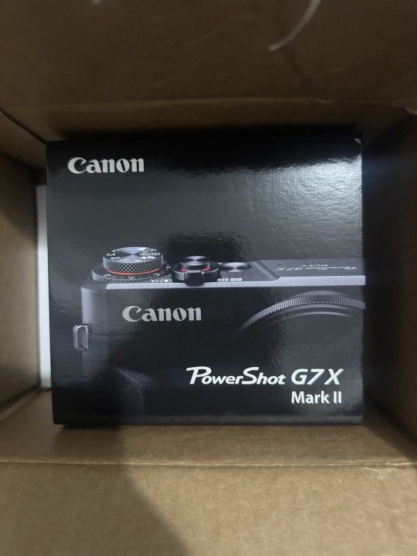Canon PowerShot G7 X Mark II Camera Brand New