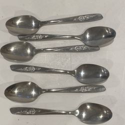 6 Oneida WM A Rogers Sweet Briar Rose Stainless Teaspoons Flatware Silverware