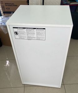 White drawers