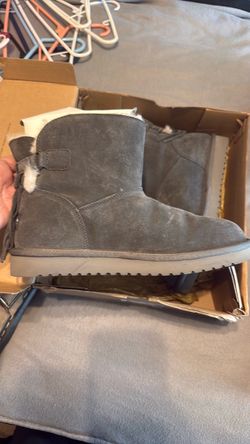 Brand new Koolaburra grey boots size 10