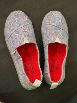 TOMS Kids Shoes RED WHITE AND BLUE Fireworks