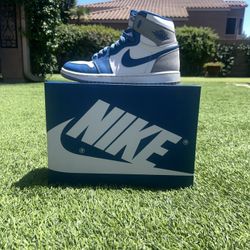 Jordan 1 True Blue Size 8 (Extra Blue + White Laces)