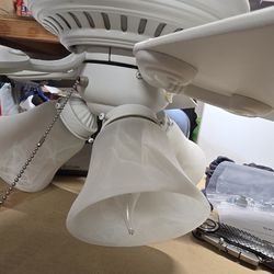 FREE White Ceiling Fan 44"