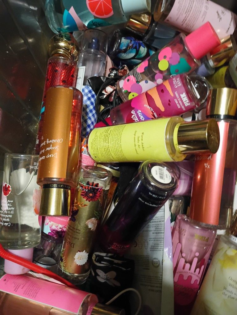 Body Sprays Brand New 10$ A PC
