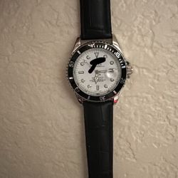 Watch R